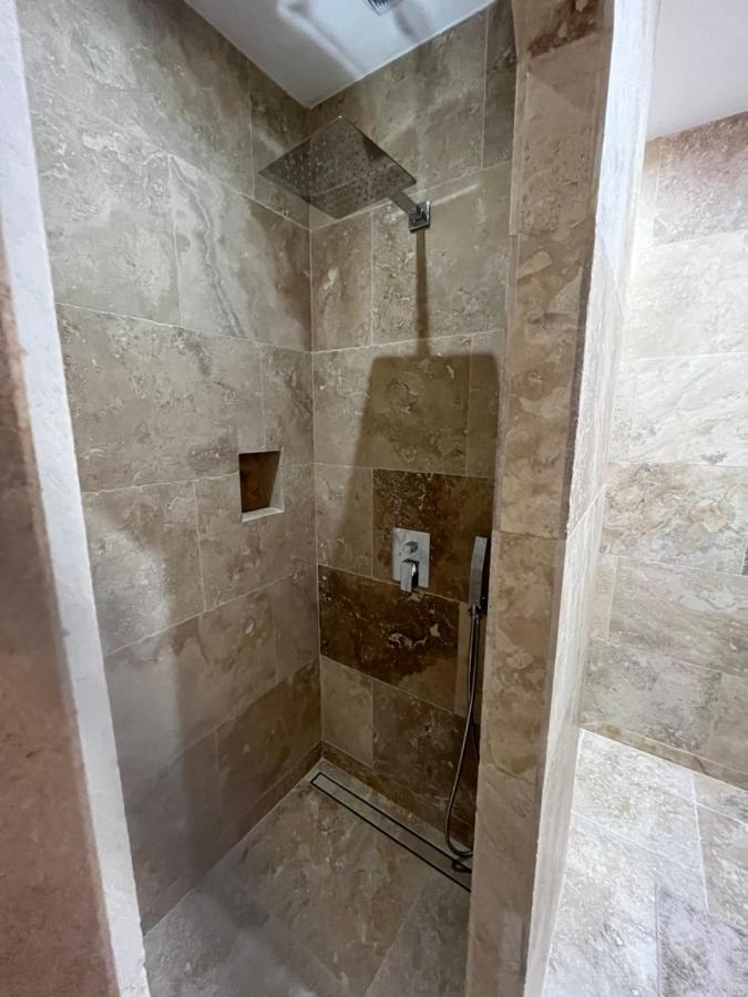 Magnifique Studio Avec Piscine Αρλ Εξωτερικό φωτογραφία